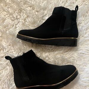 Black Andiamo Ankle Boots